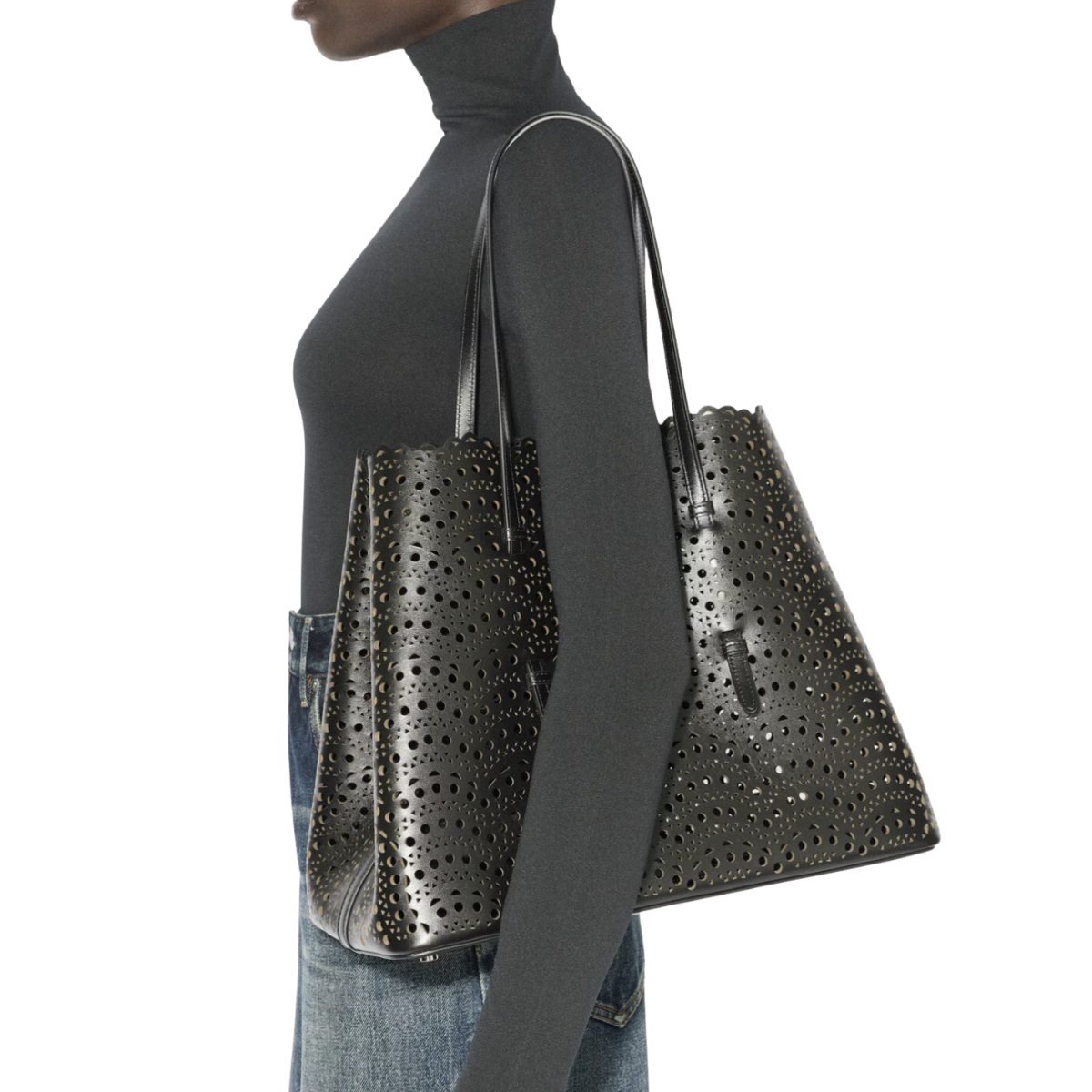ALAÏA MINA 37 BAG IN VIENNE WAVE CALFSKIN