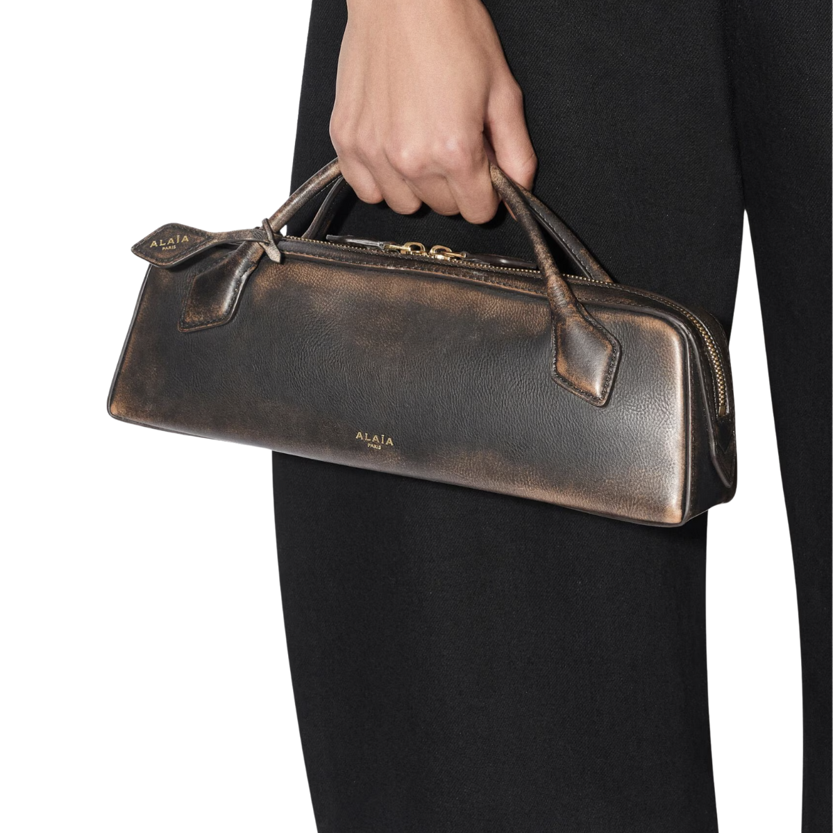 ALAÏA Le Teckel Clutch in Aged Leather