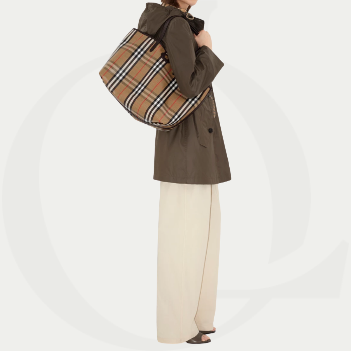 Burberry Medium Highlands Tote